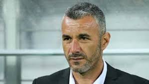 Get ivo vieira's contact information, age, background check, white pages, photos, relatives, social networks, resume & professional records. El Luso Ivo Vieira Nuevo Entrenador Del Vitoria De Guimaraes