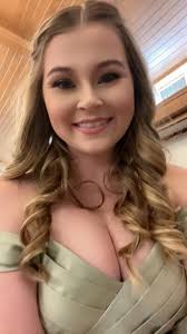 Hi, everyone! How are you? Okay, random question, I started my own small  business teaching skin care & color with Mary Kay And, part of my training  is to treat 30 women