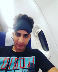 Pin On Anchor Comedian Character Artist Emcee In Delhi Best Male Anchor Comedian For College Program Delhi Mumbai India