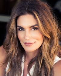 She was born february 20th, 1966 and her trademark is a mole or beauty mark above her upper lip. Cindy Crawford Says Richard Gere Helped Her Learn How To Navigate Fame Instyle