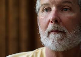 Living in a box: stories of chronic pain