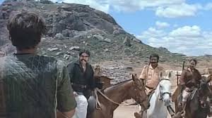 индийский фильм месть и закон смотреть онлайн в хорошем качестве Mest I Zakon Sholay 1975 Onlajn Smotret Indijskij Film