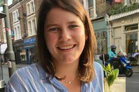 Clara Cameron's Instagram, Twitter & Facebook