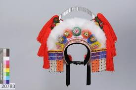 阿美族里漏部落北部阿美女子帽花 symbols objects art