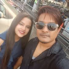 What are food delivery options for 10 people in November 2024?