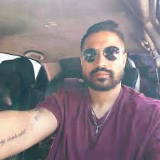 Should I choose global rom or CN rom for my Xiaomi device?