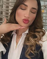 Aylin Sönmez (@aylinsonmez_34) • Instagram photos and videos