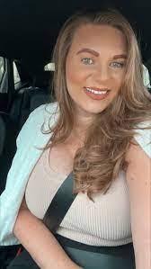 Pamela Gillikin's Instagram, Twitter & Facebook