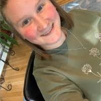 Holly Philbrick's Instagram, Twitter & Facebook