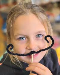 ART⭐'s have been filling our WORKSHOPS and CLASSES each week at  @eloracentre.arts. Not to mention our ❤️'s! The season is busy, but there's  still time to jingle those bells of creativity this