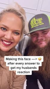 Kari Stratton's Instagram, Twitter & Facebook