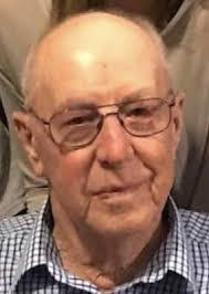 Michael Arnwine's Instagram, Twitter & Facebook