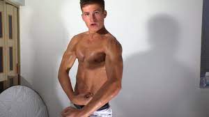 Muscle Flex - Casting - Oleg Palnik - Pornhub.com