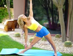 She always gave the viewers great workouts from exotic locations and didn't mind at all showing off her many wonderful physical assets while doing so. Denise Austin Fan 2019