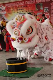 In this game, you are going to play ping pong game with two game characters who are hard to be controlled. Pin By Gabby Monet On Lion Dance Chinese Lion Dance Lion Dance Asian Dragon