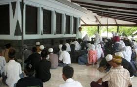 Akal adalah alat yang diciptakan oleh tuhan yang maha pencipta untuk kita survive dalam hidup, untuk berfikir bagaimana cara berkomunikai. Model Dakwah Kebudayaan Sunan Kalijaga Dalam Syiar Islam Nusantara