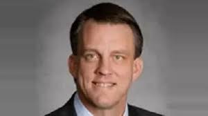 Chris Ayers's Instagram, Twitter & Facebook