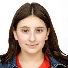 Jane Benoit's Instagram, Twitter & Facebook