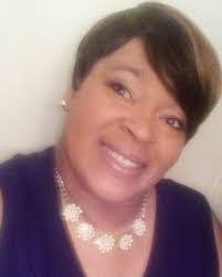 Ramona Mack's Instagram, Twitter & Facebook