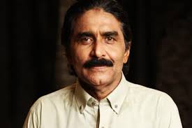 Poor, middle-class people standing with PM Imran: Javed Miandad