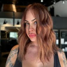 Veronica Mayhew (@sunkissedhairgirl) • Instagram photos and videos