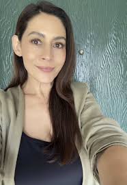 Ranch-Style Home for Lease in Toluca Lake