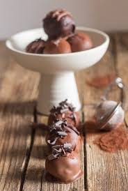 No Bake Tiramisu Truffles Made With Lady Fingers Mascarpone Coffee And Cream Then Dipped In Melted Mi Truffles Italian Desserts Traditional No Bake Truffles