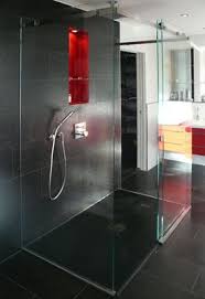 Duschen Glas Und Spiegel Karlsruhe Glaszuschnitt Glasmontage Glasbau Glashandel Duschen Trennwande Kuchenruck Duschabtrennung Dusche Glasbau