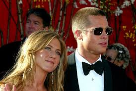 During the session, brad pitt voiced brad hamilton, which was originally played by judge reinhold in the film, while aniston played the character of linda barrett. Golden Globes Could Reunite Jennifer Aniston And Brad Pitt Los Angeles Times