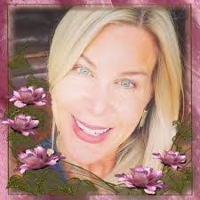 Lauren Stagg's Instagram, Twitter & Facebook