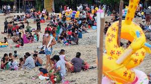 Sekitar 500 m dari properti. Pantai Sanur Bali Ramai Wisatawan Banget