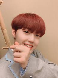 201123 doyoung instagram story update. ë„ë¹„ì•¼ On Twitter The Struggle Of Doyoung Stans Today Look At The Hashflag Doyoung Used For His Twitter Selca I Can T Nct Just Released They Re Official Hashflags And Since Nct