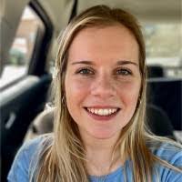 Miriam Donovan's Instagram, Twitter & Facebook