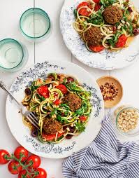 Quickly pour into prepared jars making sure to leave at least ½ inch of space at top of container to allow for expansion during freezing. 45 Easy Summer Dinner Ideas Recipes By Love And Lemons