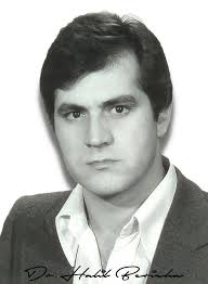 Dr. Halil Berisha helmohet nga UDB-ja serbe! Dokumente për mizoritë serbe  të UDB-së ndaj intelektualëve shqiptar Shkruar nga Arbresha Agim Berisha  Marrë nga Buletini i " ZËRIT TË KOSOVËS", Nr: 4, Korrik -