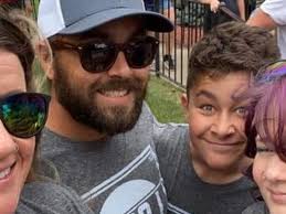 Fundraiser for Lindsay Benner by Jessika Leubner : Please help my best  friend in any way you can