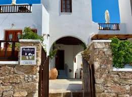 Ταξιδέψτε στη μήλο και ζήστε την μαγεία των κυκλάδων. Ta 10 Kalytera 3enodoxeia Se Folegandros Poy Na Meinete Se Folegandros Kai Sth Gyrw Perioxh Ellada