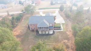 111 Winding Creek Road Anderson Sc 29621 Gorgeous Home In Hopewell Crossing Subdivision Call 864 617 5450 For More Inform House Styles Oconee Oconee County