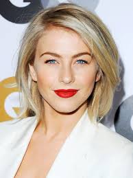 A classic short hairstyle where it is cut above the shoulders in a blunt cut with typically no layers. Hairstyles For Above The Shoulder Length Hair
