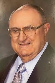 Eileen Mcgranahan's Instagram, Twitter & Facebook