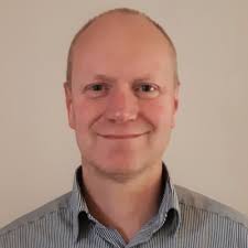 J'ai le plaisir de vous annoncer que j'occupe désormais le poste de…