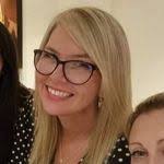 Donna Mullikin's Instagram, Twitter & Facebook