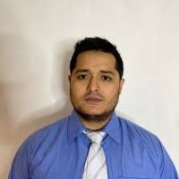 100+ perfiles de «Ted»