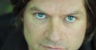 Ian Thornton's Instagram, Twitter & Facebook