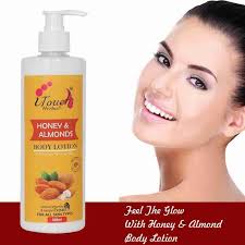 I TOUCH HERBAL Honey And Almond Nourishing Body Lotion 500 ml, Daily  Moisturizer for All Skin, Gives Non-Greasy, Glowing Skin