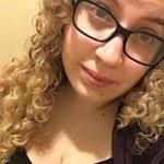 Leah Decarlo's Instagram, Twitter & Facebook