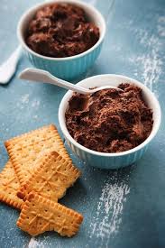Decouvrez La Recette De La Mousse Au Chocolat Un Dessert Facile A Cuisiner Que Vous Pourrez Partager Avec Vos Proc Gateau Facile Rapide Recette Dessert Facile