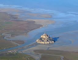 La bahía y la roca. Baie Du Mont Saint Michel Wikimanche