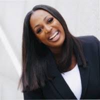 Evette Hunt's Instagram, Twitter & Facebook