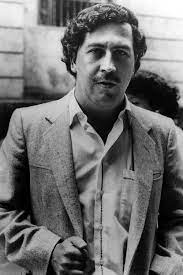 Pablo emilio escobar gaviria was a colombian drug lord and narcoterrorist who was the founder and sole leader of the medellín cartel. Pablo Escobar And Rubber Bands